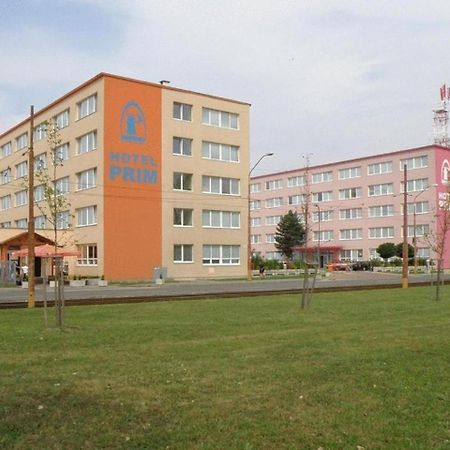 Hotel Prim Bratislava Buitenkant foto