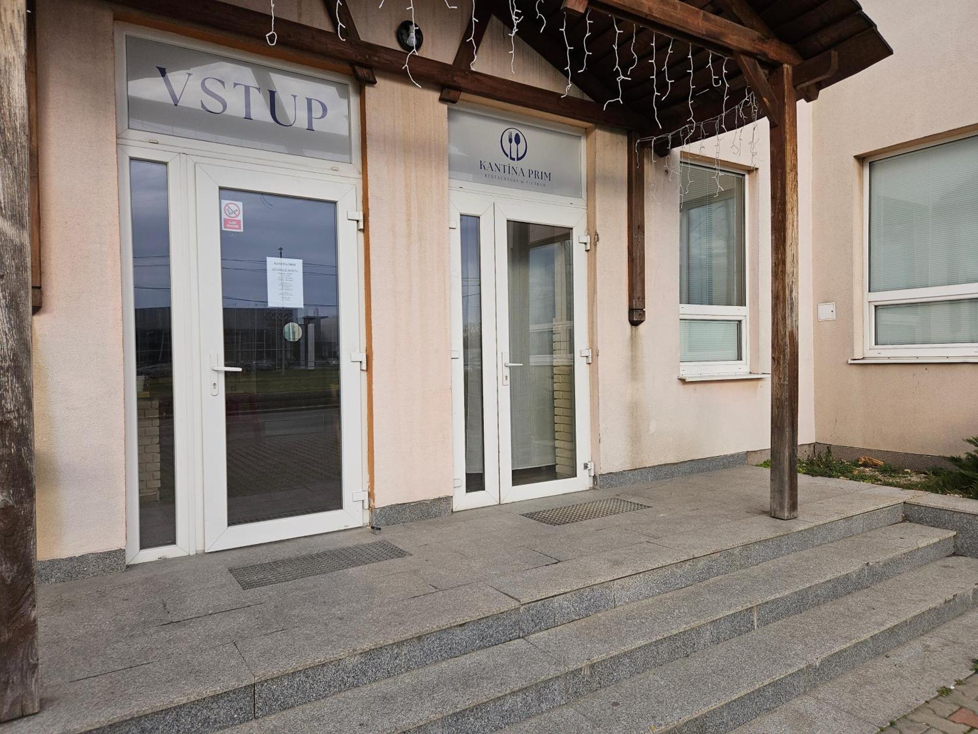 Hotel Prim Bratislava Buitenkant foto