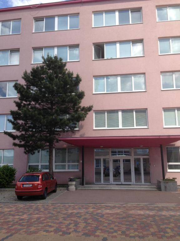 Hotel Prim Bratislava Buitenkant foto