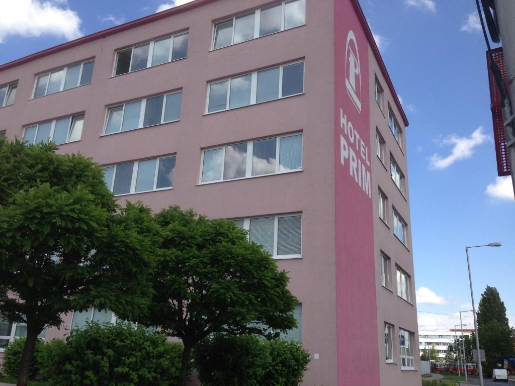 Hotel Prim Bratislava Buitenkant foto