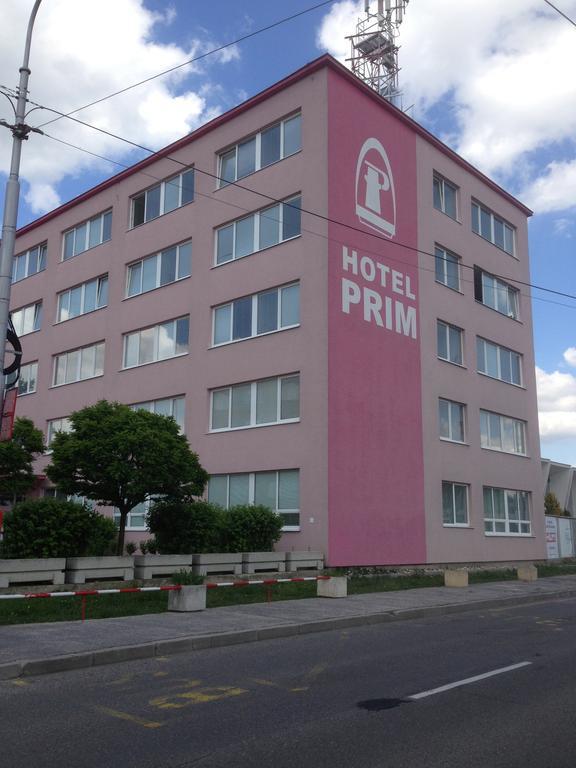 Hotel Prim Bratislava Buitenkant foto